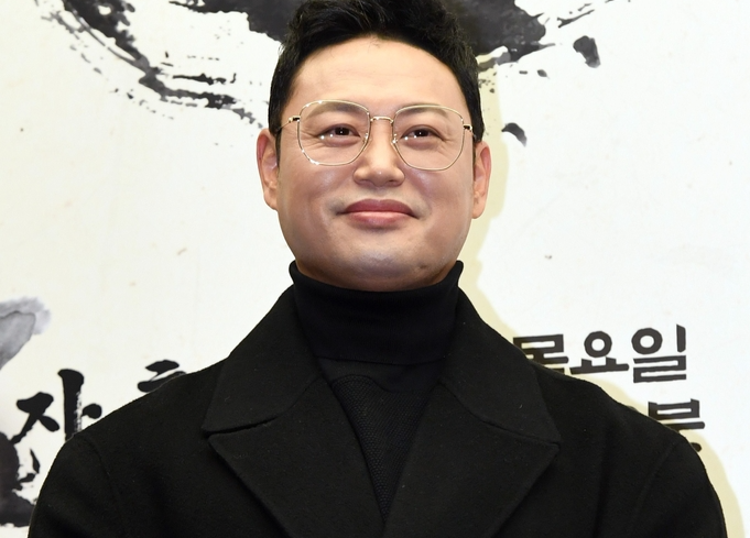 '전세 사기' 양치승, 유명 가수에 배신당했다...헬스장 폐업 → 회사원 변신