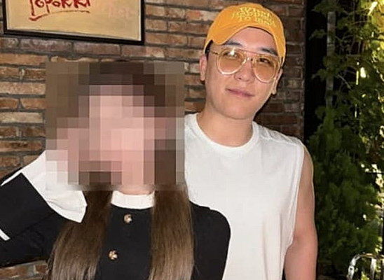 승리, 충격 근황 제2'의 버닝썬' 추진...캄보디아 범죄 간부와 술파티