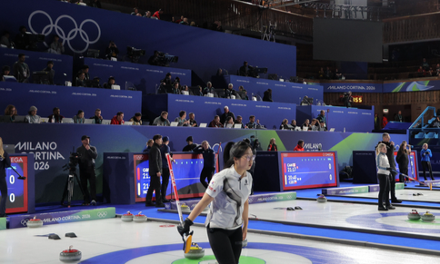 올림픽서 이런 일이? '터질 게 터졌다'...컬링장 황당 정전 사태, 준비 부족 논란 커질듯 [2026 밀라노]