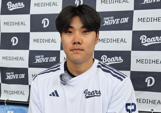 연봉 '130% 인상' 두산 박준순, 2026시즌 '주 포지션' 준비 중 "3루보다 2루가 편해요" [SS시드니in]