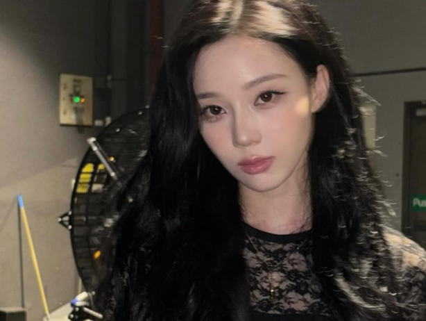 에스파 윈터, 극과 극 비주얼 변신..."짧은 거 vs 긴 거" 선택 불가 미모