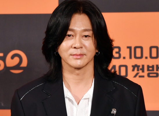 '희귀암 완치' 윤도현, 건강 악화로 공연 연기..."고압산소 ·수액치료 중"