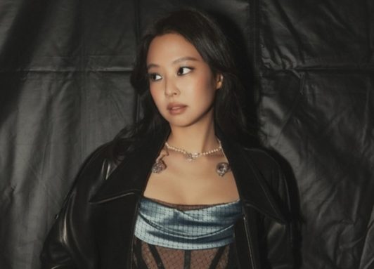 '현금 200억 쐈다' 블랙핑크 제니, 용산 건물주 등극