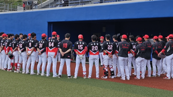 대표팀에 역전패→KIA 선수단 전체 소집...꽃감독 단호했다, 평가전부터 독하게