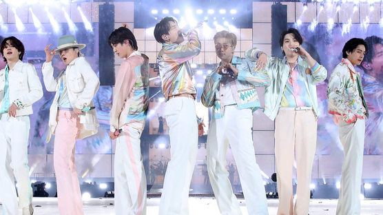 경복궁도 문 닫는다, 왜?...BTS 완전체 컴백에 광화문 일대 '셧다운'