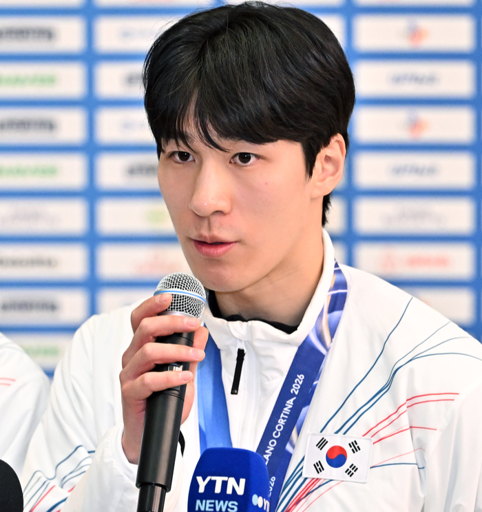 황대헌, '린샤오쥔 사건+팀킬 논란' 해명하나..."더 늦기 전에 바로잡겠다"