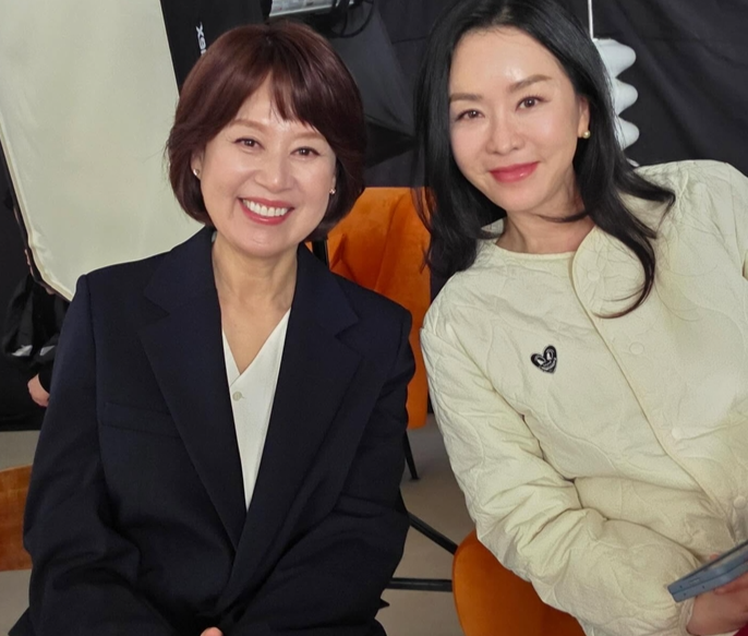 유방암 투병 딛고 방송가 돌아온 박미선... "천천히, 일상 속으로 걸어갈 것"