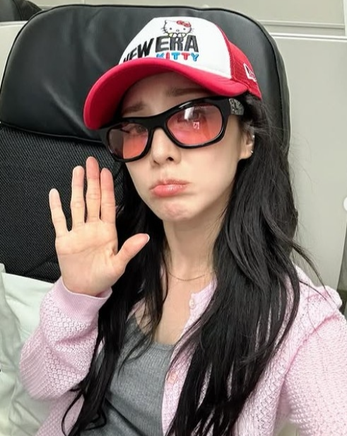 "그녀가 건강하길 바랍니다"...산다라박 '마약 의혹' 전면부인 후 박봄 손절