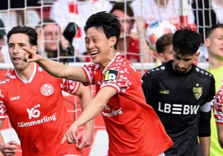 이재성, 또 '헤더'로 3개월만 시즌 '5호골'...마인츠는 프랑크푸르트와 무승부