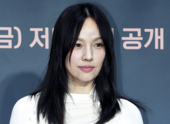 '그냥 예쁜 게 아니다'...코트 벗어 건넨 이효리, 발달장애 출연자 울렸다