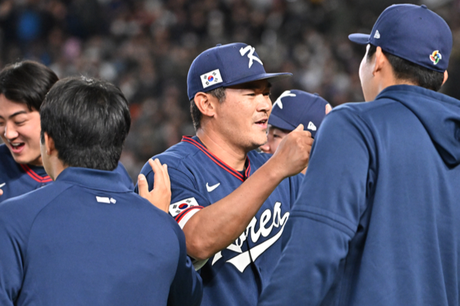 도대체 42세 투수를 왜 뽑았나? 비아냥 단숨에 없앴다→"또 잘 던질 것" 노경은, 8강전도 '호투' 기대된다 [2026 WBC]