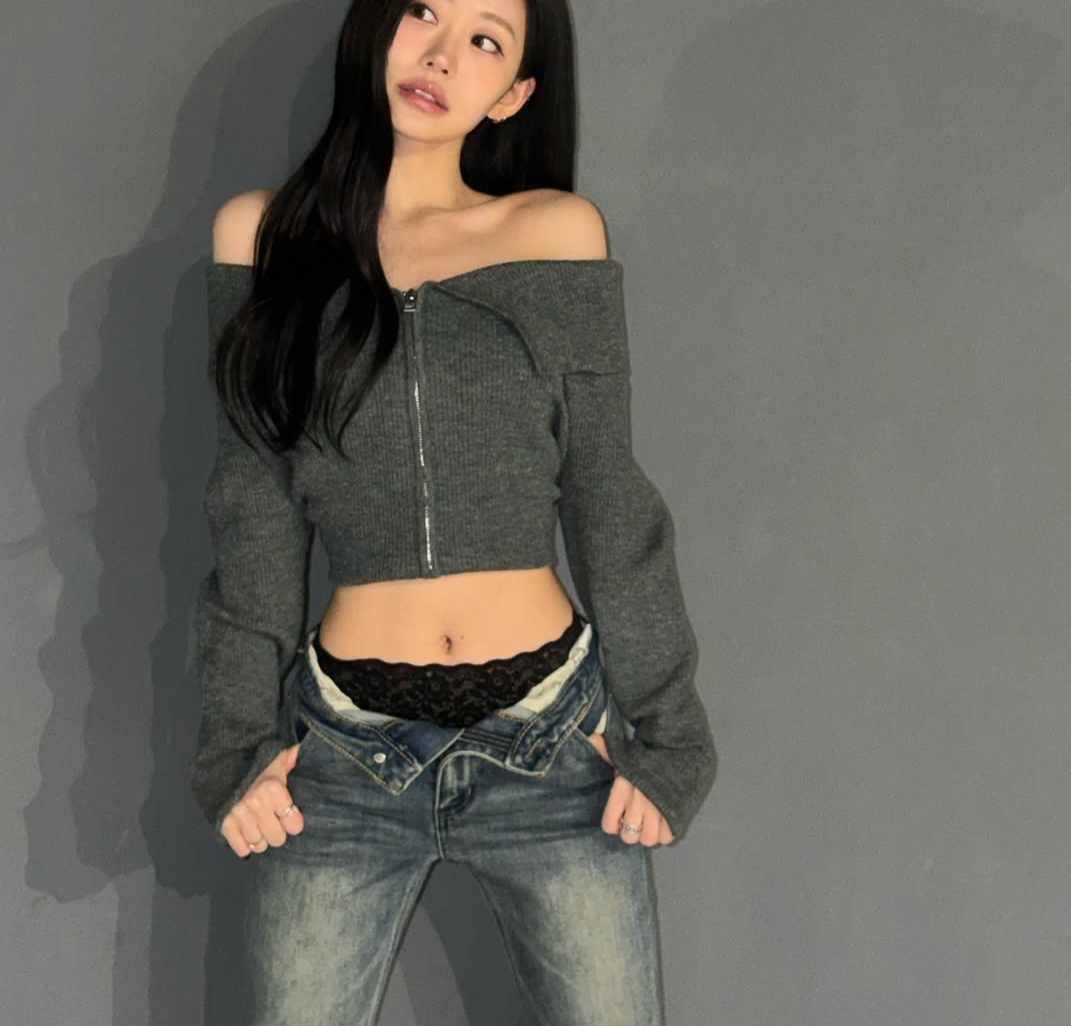 키오프 쥴리, 레이스 팬티 노출 패션으로 '시선 집중'