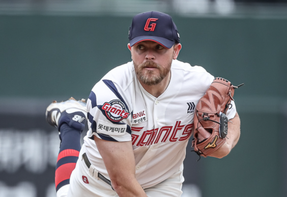 '제2의 폰세'+롯데 개막전 선발 '유력' 평가 이유 있네! 비슬리 시속 153㎞쾅! 한화전 호투까지 "더 안정된 모습 약속"