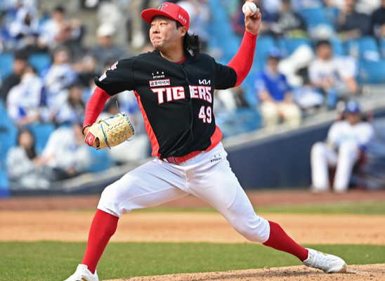 "(김)무신이와 한 팀? 나 적응 끝났어요" 호쾌한 김범수, 원래 KIA 있던 선수 같네 