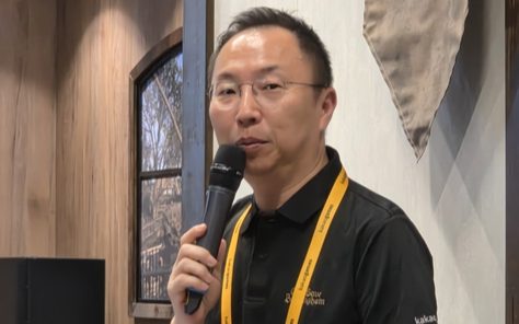 "카카오게임즈 판 바뀐다"...라인야후 투자+지분 재편 글로벌 '승부수' 띄웠다