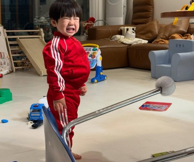 이은형, 남편 닮은 아들 모습에... "재준오빠 잘 어울리네"[★SNS]