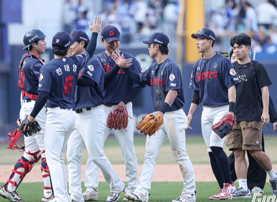 도박 논란→선수단 '각성'→'6년 만에' 개막 2연승...'분위기 좋은' 롯데, 방심은 없다 