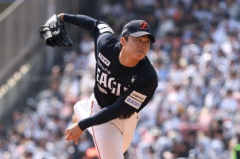 '6.1이닝 0자책' 왕옌청, 팀 시즌 1호 'QS'... 타선까지 '화끈'→한화 '2연승+위닝' 