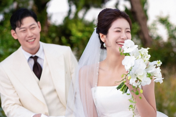 '타율 0.407 펄펄' 한화 하주석 "타격감 비결? 아내 내조!"... 이런 '사랑꾼'이 있나 