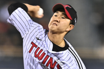 개막 후 '두 번의 연투', 벌써 4SV..."내 몸 되는 한 많이 나가고파" 유영찬의 다짐