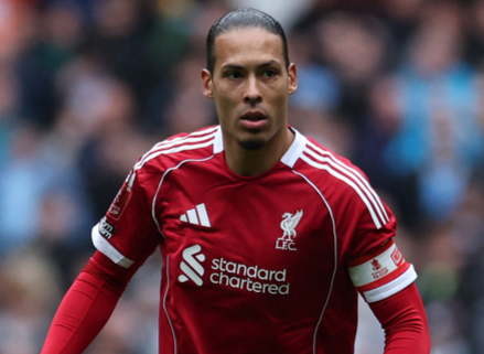 맨시티 4실점 '굴욕'에 판다이크 고개 숙였다 "정신적으로 매우 힘든 시즌" 슬롯 체제 끝 보인다