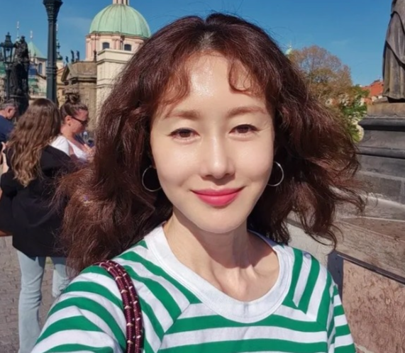 김지수, 유럽서 배우 내려놓고 '대표님' 됐다...연기 아닌 180도 변화한 삶