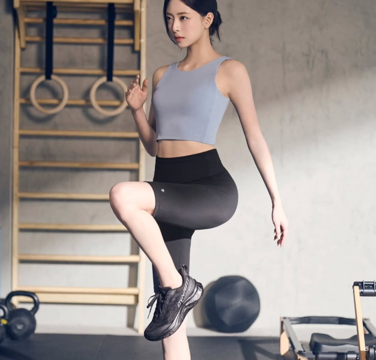 "Wow sexy"...ITZY 유나, 운동으로 완성한 비현실적 몸매