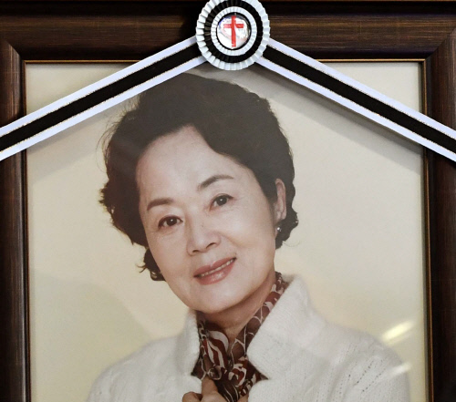 "췌장암 투병에도 끝까지 연기"...故 김영애, 오늘(9일) 사망 9주기
