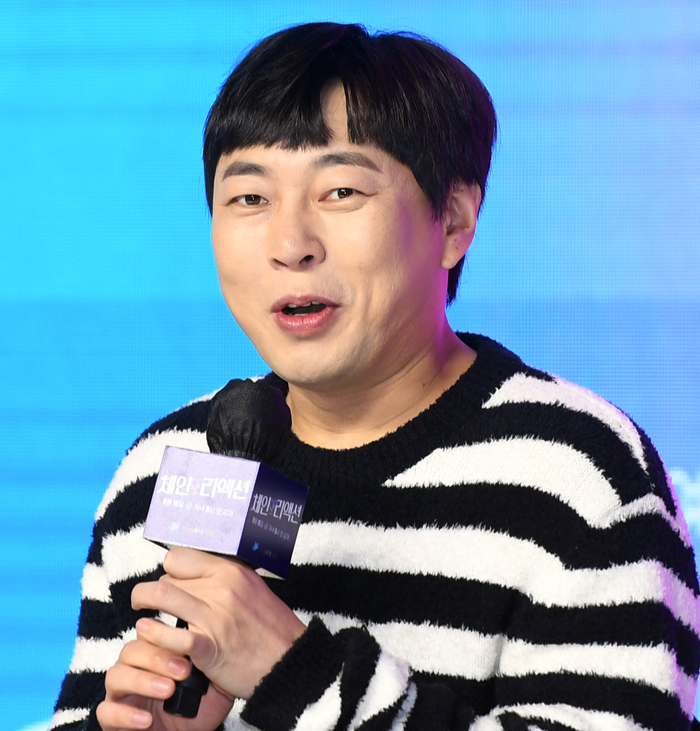 이진호, 뇌출혈로 중환자실...소속사 "현재 의식 회복 중"