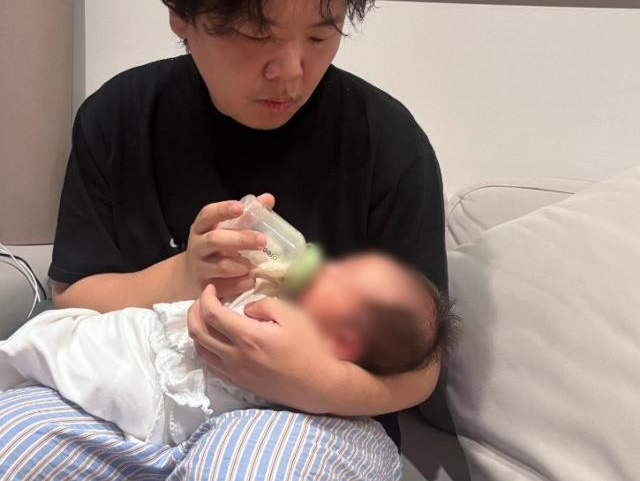 곽튜브, 산후조리원 논란 사과..."공직자 가족으로서 신중했어야"