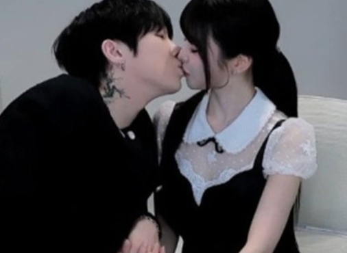 '과즙세연♥' 케이, 故 설리 성희롱에 양다리·코인 논란까지 '충격'