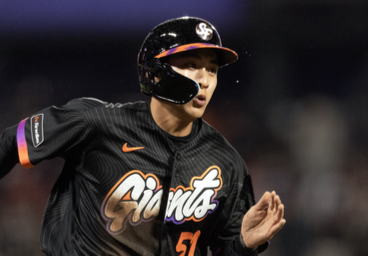 '바람의 손자' 이정후, '코리안 더비'서 이틀 연속 웃었다...김혜성은 침묵