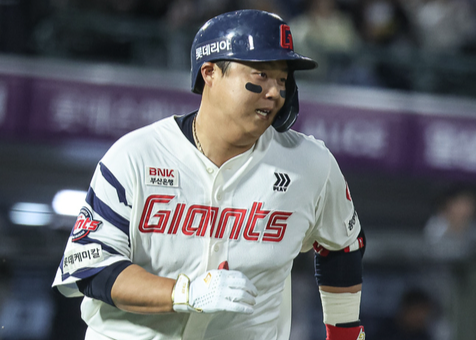 '포스트 이대호' 길어지는 침묵...득점권 '빈공'+홈런 '0'→한동희 터져야 롯데 공격 산다