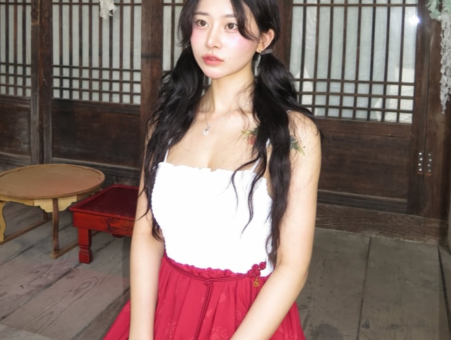 'MZ 무당' 노슬비, 악플러 향한 호소 "9살 딸이 악플과 싸우고 있다"