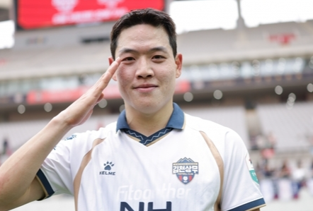 '특급 조커'로 재평가...불사조 정신이란 이런 것, 상암벌서 부활한 김천 김인균 [플레이어 오브 더 라운드⑪]