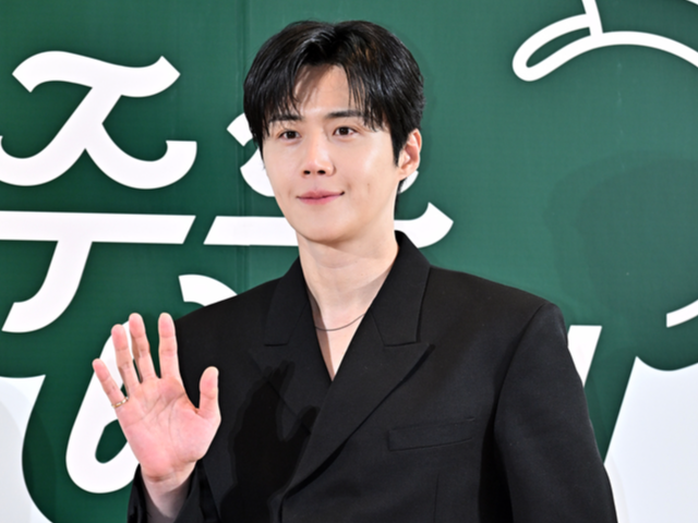 김선호, 탈세 논란 후 첫 공식석상 "'봉주르 빵집' 매순간 최선을 다했다"