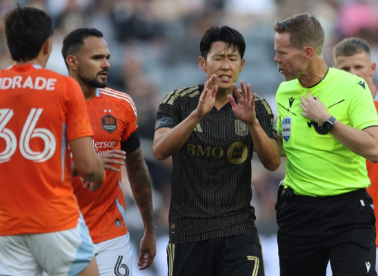 또 4실점 LAFC 심각한 자동문 수비...손흥민은 또 '침묵' MLS 마수걸이 골 언제 터질까