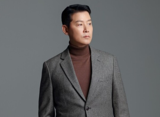 '사망설 확산' 이현우, 황당한 전말..."중학생의 만우절 장난"
