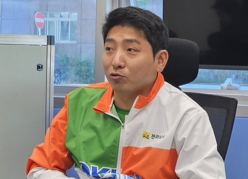 우승 후 생긴 '게임방', KEL FC모바일 '디펜딩 챔피언' 유창호의 진심 "가족들 도움 컸다"