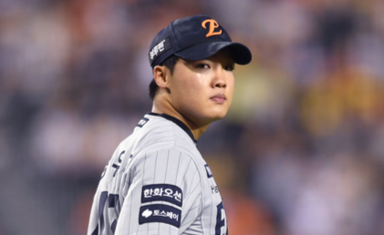 "많이 울었어요" 문동주 OUT에 눈물 펑펑 정우주...'형 향수' 안고 선발 안착 노린다 