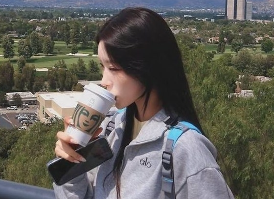 "멀쩡한 카페는 스타벅스뿐?"...최준희, 해명까지 논란 자초