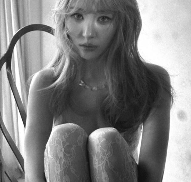 선미, 옷 입은 거 맞아?…‘파격 변신’ 근황